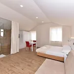 Idassa Atrium Guest house