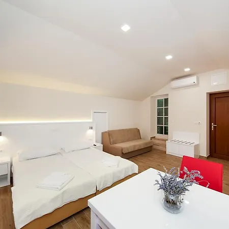 Πανσιόν Idassa Atrium Ζαντάρ