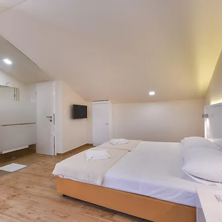 Idassa Atrium Πανσιόν