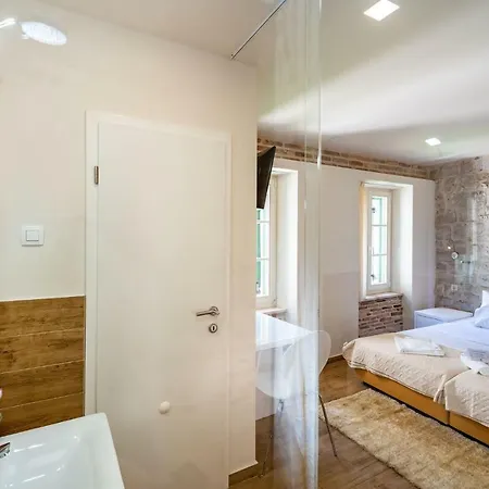 Idassa Atrium Gasthof Zadar