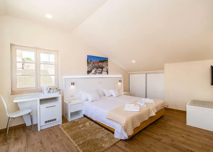 Idassa Atrium Guest house 4*