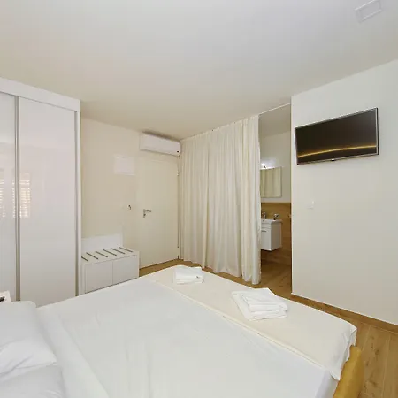 Affittacamere Idassa Atrium 4*