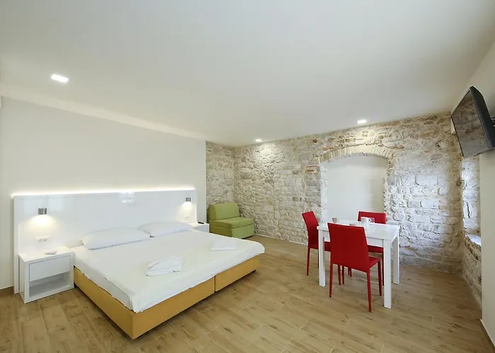 Pensjonat Idassa Atrium 4*